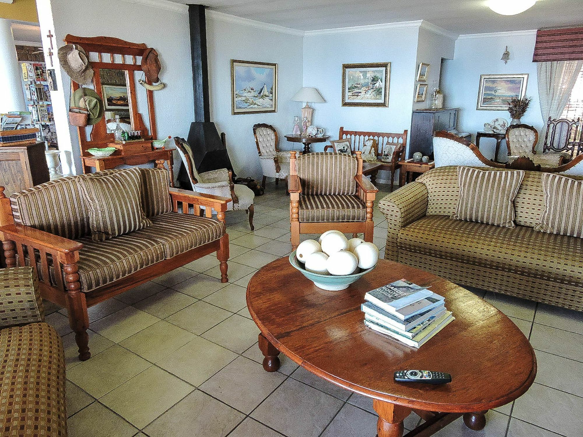 Amzee Bokmakierie Guest House Dana Bay Exterior foto