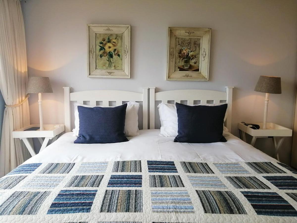 Amzee Bokmakierie Guest House Dana Bay Cameră foto